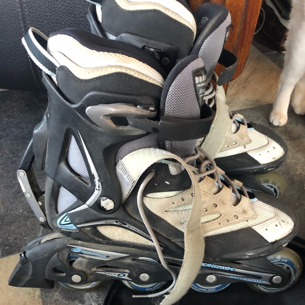 Blade runner rollerblades women’s size 9